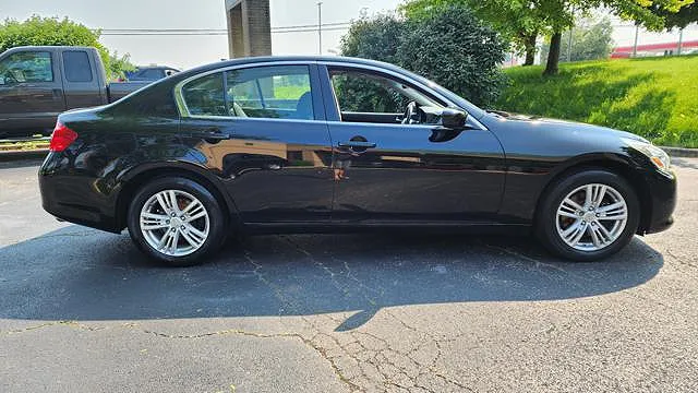 2012 Infiniti G25
