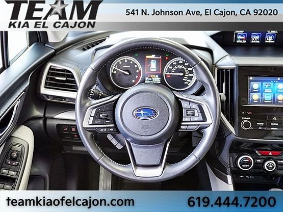 2022 Subaru Forester Premium photo 4