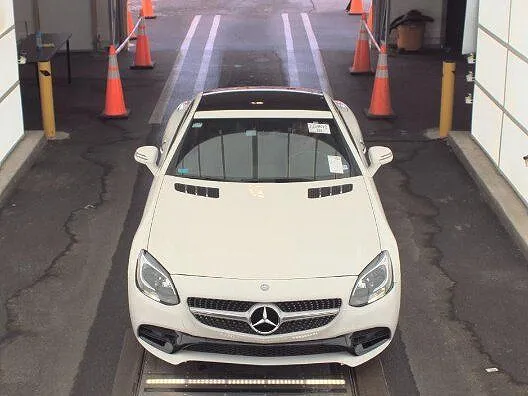 2017 Mercedes-Benz SLC