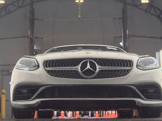 2017 Mercedes-Benz SLC