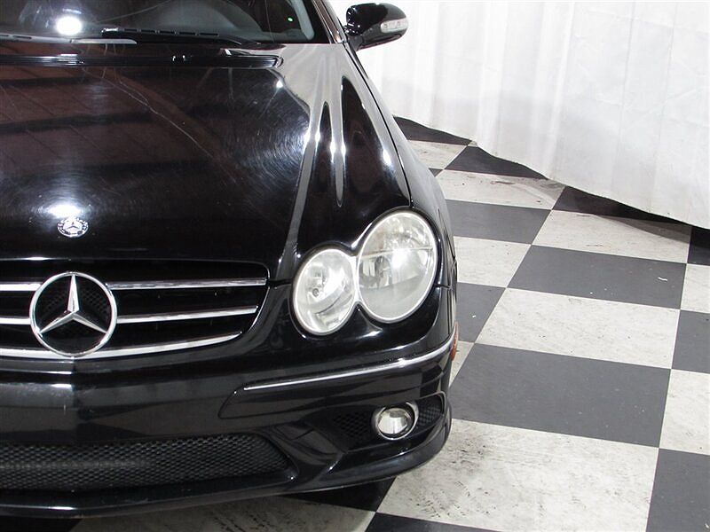 2007 Mercedes-Benz CLK 550 image 8