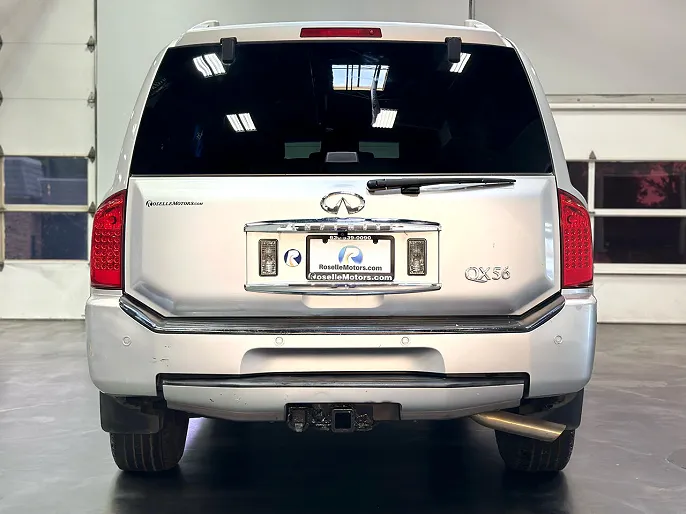 2004 Infiniti QX56