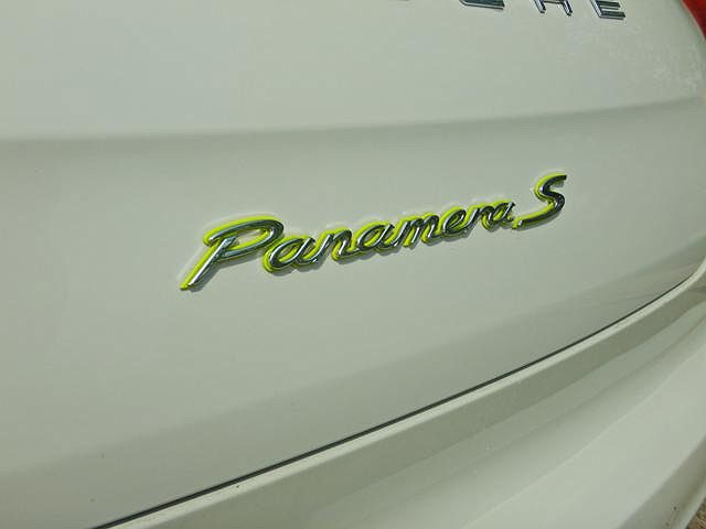 2014 Porsche Panamera S image 8