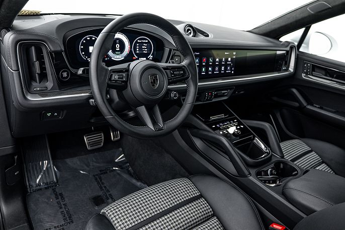 2025 Porsche Cayenne