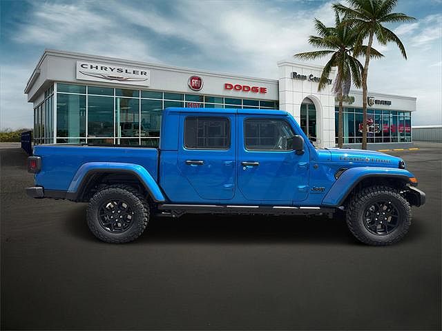 2025 Jeep Gladiator