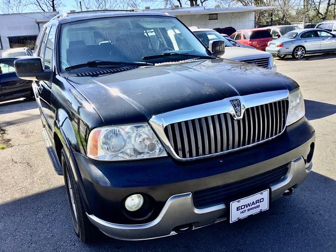 2003 Lincoln Navigator Ultimate image 1