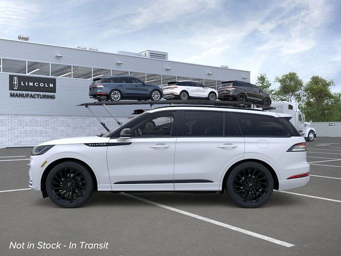 2026 Lincoln Aviator
