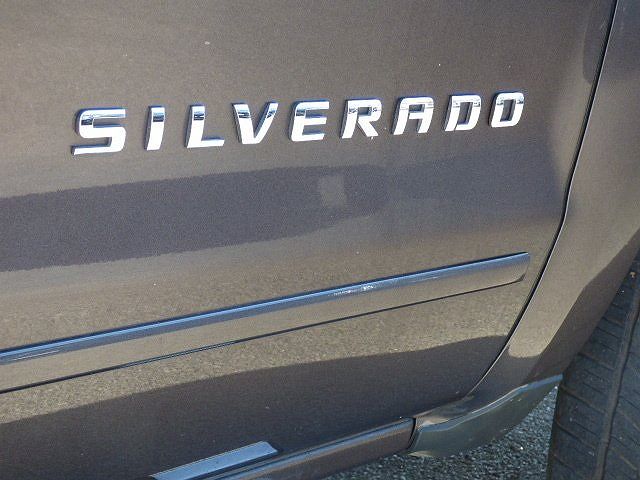 2015 Chevrolet Silverado 1500 LT image 2