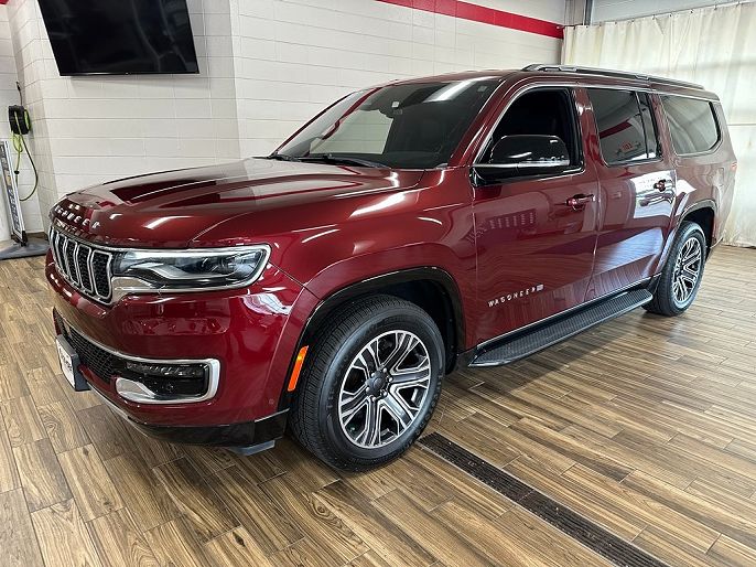 2023 Jeep Wagoneer