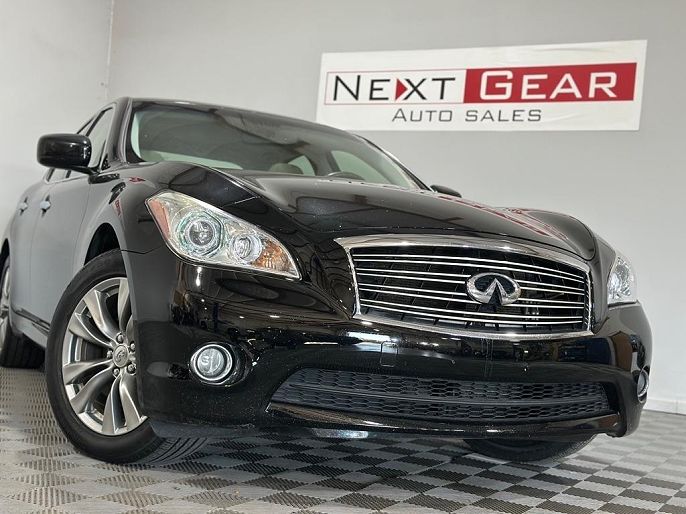 2013 Infiniti M37