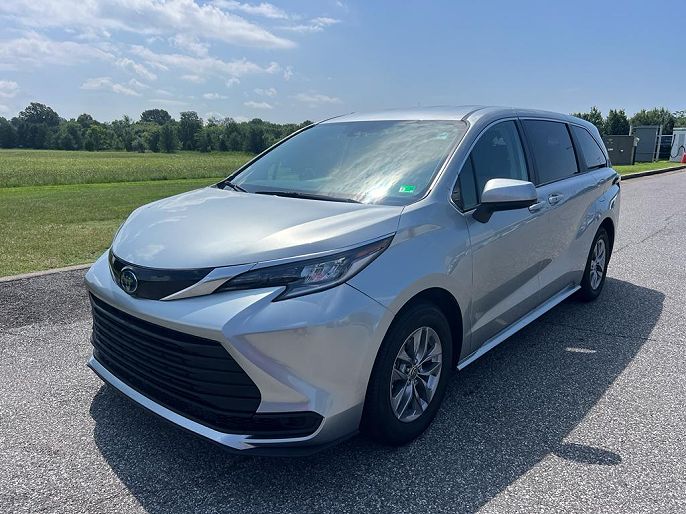 2024 Toyota Sienna