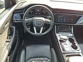 2021 Audi SQ8