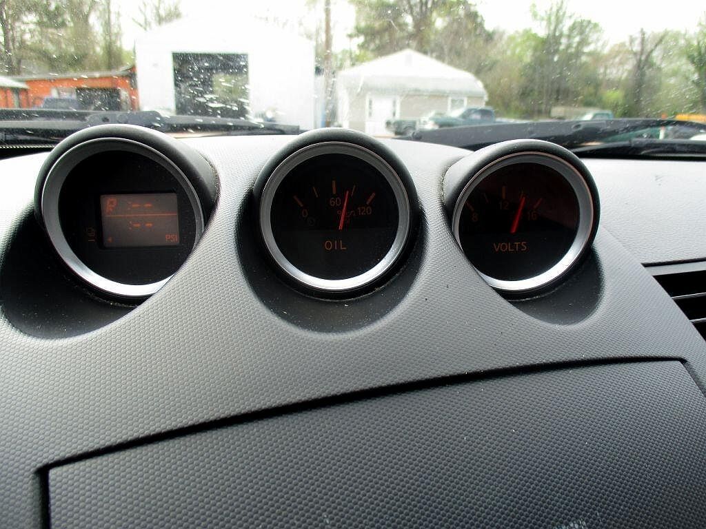 2005 Nissan Z 350Z image 10