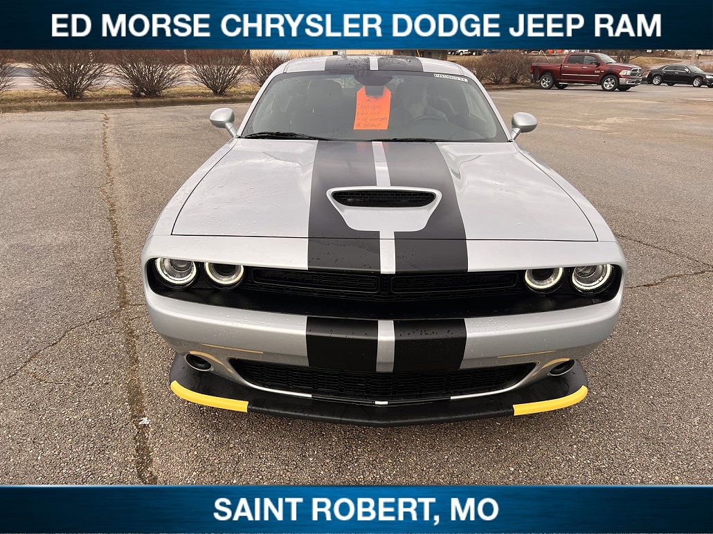 2023 Dodge Challenger GT image 1