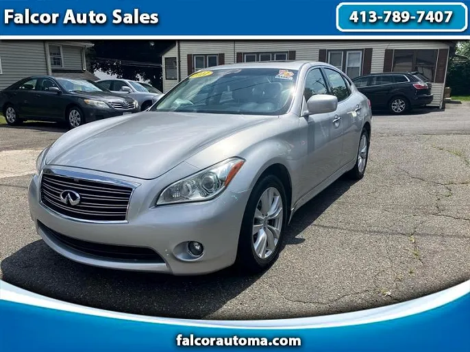 2011 Infiniti M56