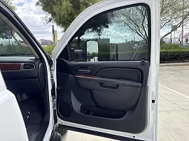 2012 Chevrolet Suburban 2500