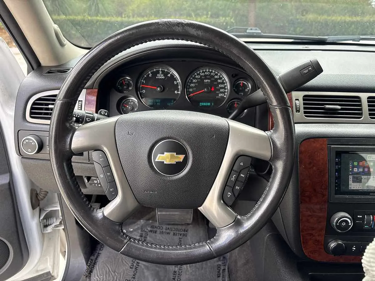 2012 Chevrolet Suburban 2500