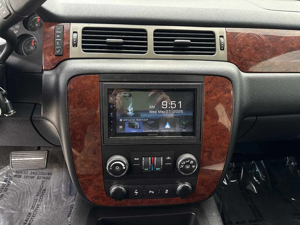 2012 Chevrolet Suburban 2500