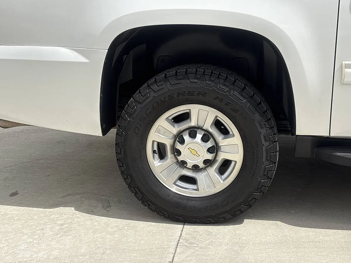 2012 Chevrolet Suburban 2500