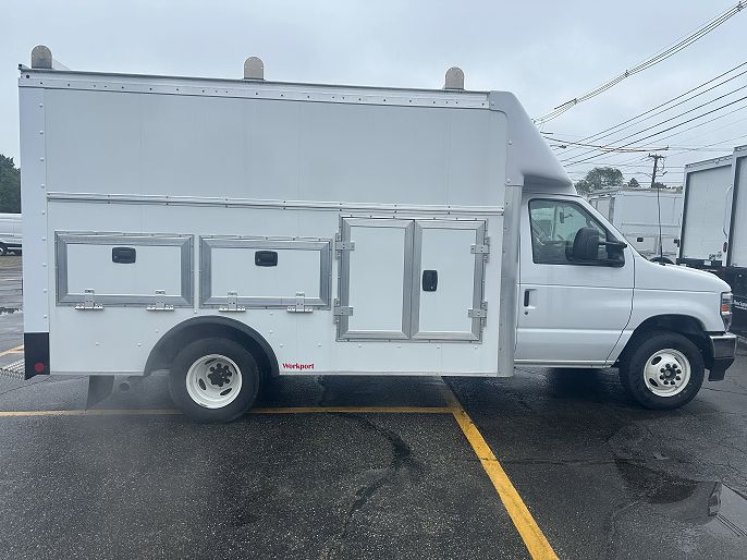 2025 Ford Econoline