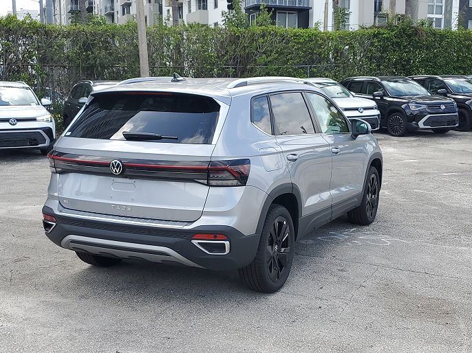 2025 Volkswagen Taos