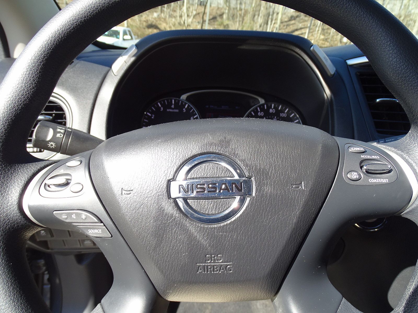 2013 Nissan Pathfinder S image 13