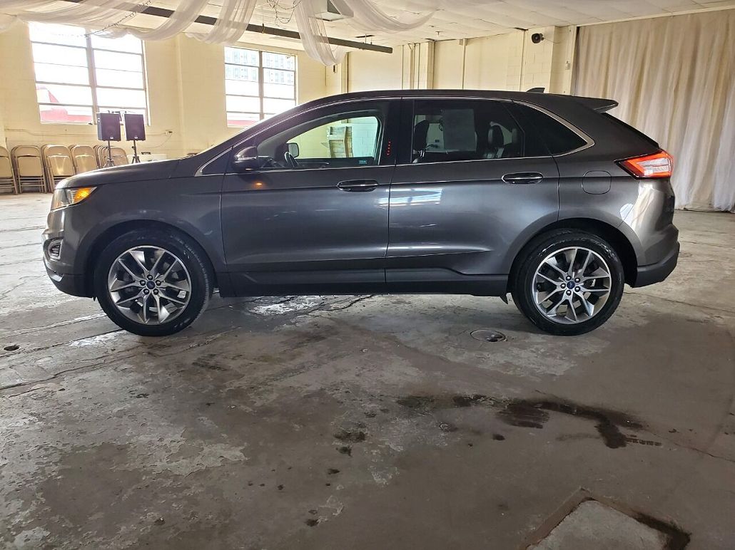 2015 Ford Edge Titanium image 4