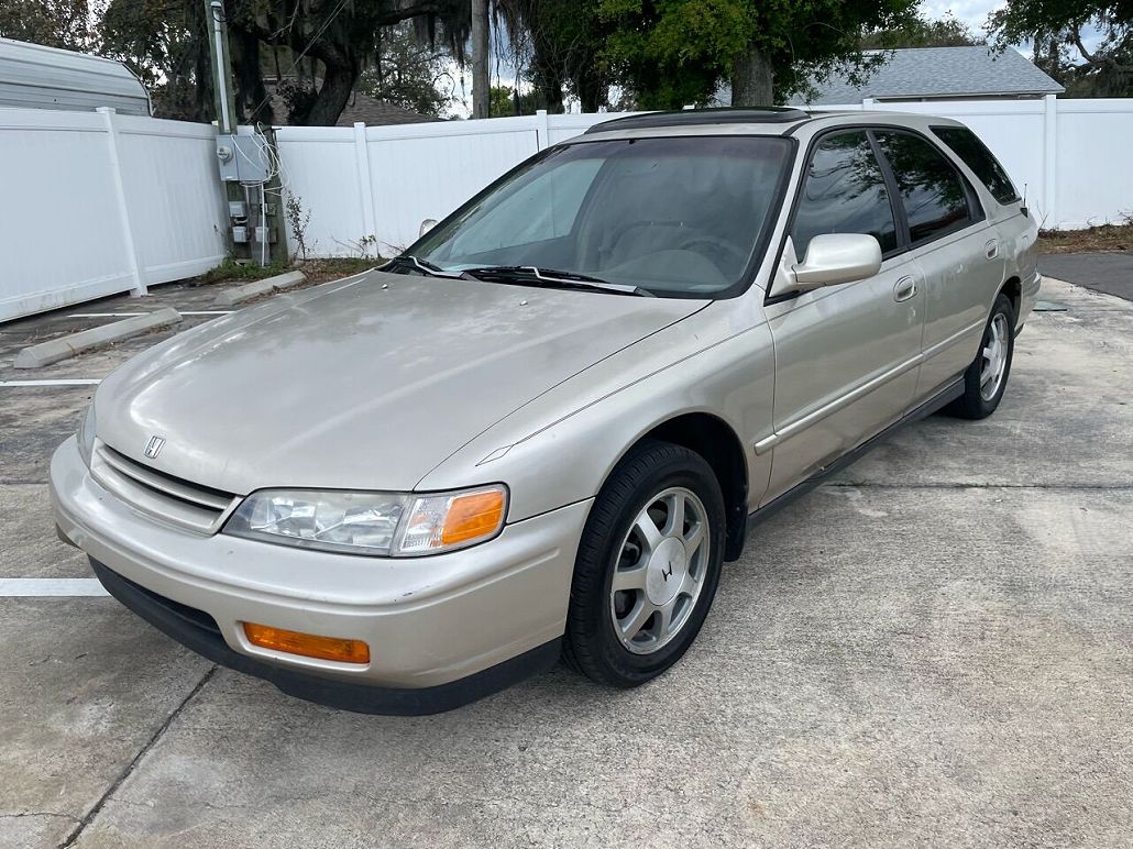 1995 Honda Accord EX image 2