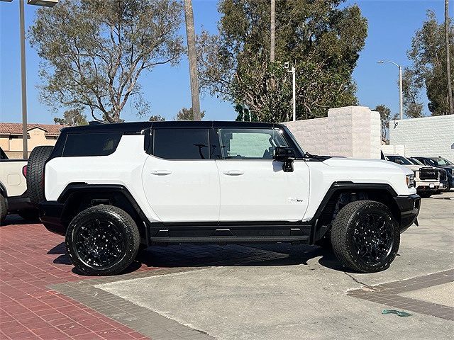 2026 GMC Hummer EV