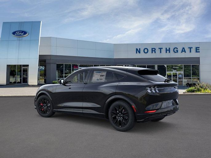 2025 Ford Mustang Mach-E