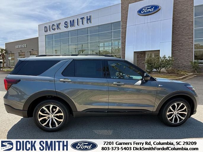 2025 Ford Explorer