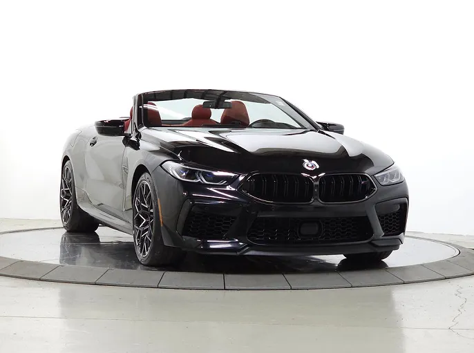 2023 BMW M8