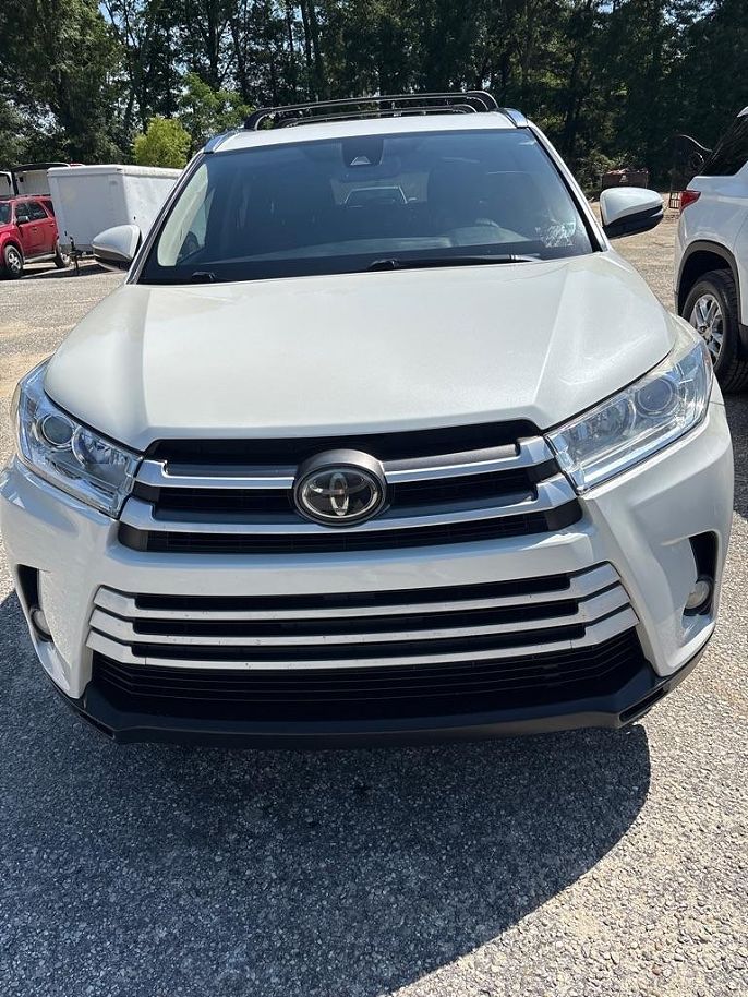 2017 Toyota Highlander