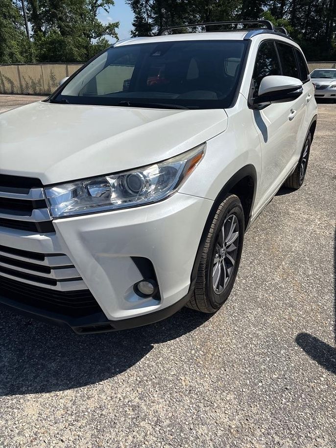 2017 Toyota Highlander