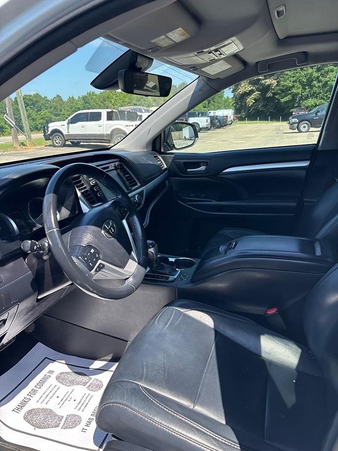 2017 Toyota Highlander