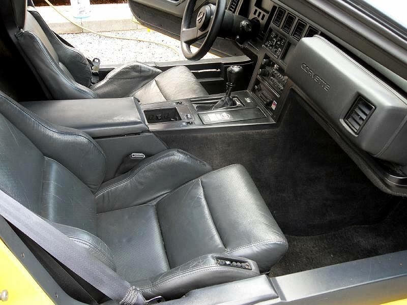 1986 Chevrolet Corvette null image 7
