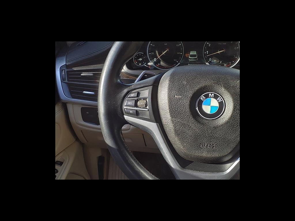 2015 BMW X6 xDrive35i image 10