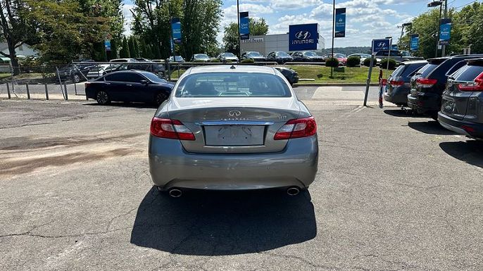 2013 Infiniti M37