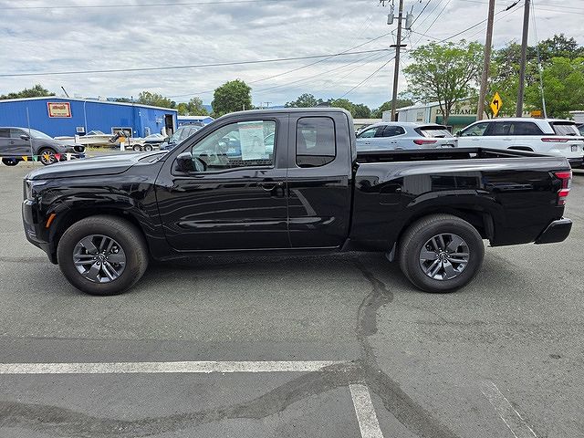 2025 Nissan Frontier