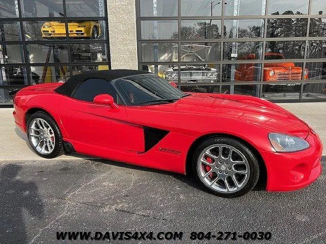 2004 Dodge Viper