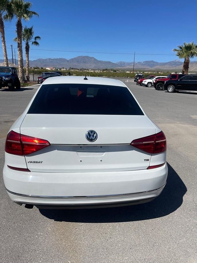 2016 Volkswagen Passat
