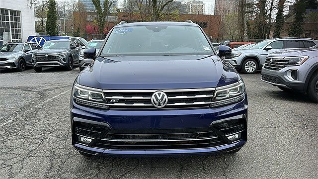 2021 Volkswagen Tiguan SEL image 2