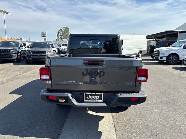 2026 Jeep Gladiator