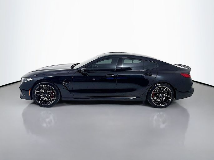 2024 BMW M8