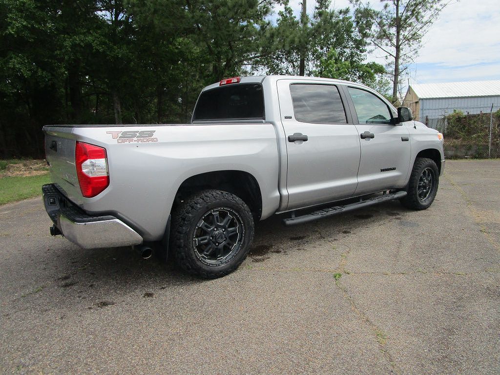 2017 Toyota Tundra