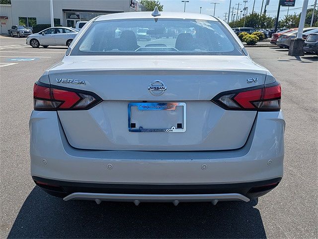 2021 Nissan Versa
