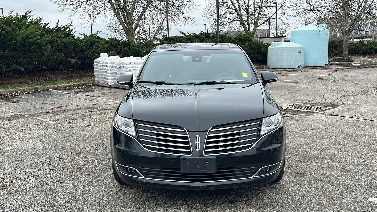 2018 Lincoln MKT Livery image 39