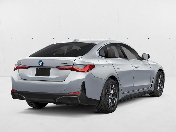 2026 BMW i4