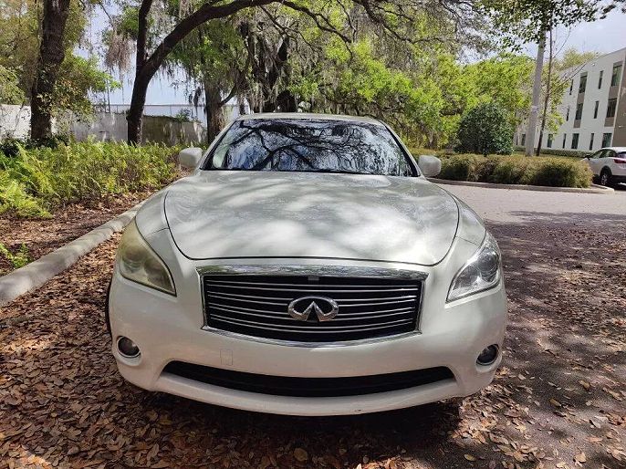 2011 Infiniti M37