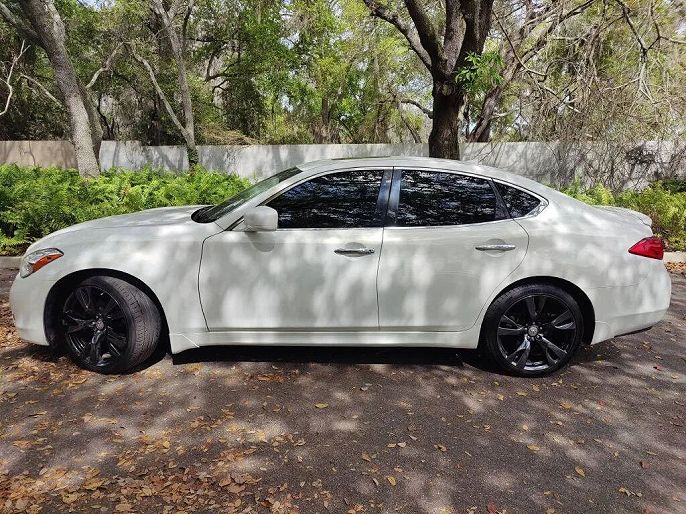 2011 Infiniti M37